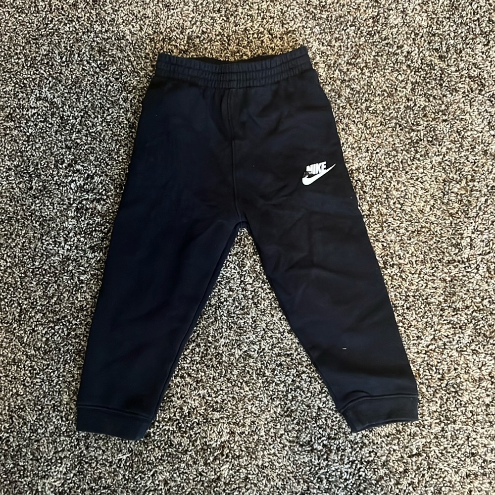 Black Nike Sweats Toddler 24months